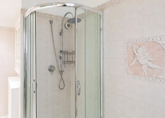 Frattina Royal Daire